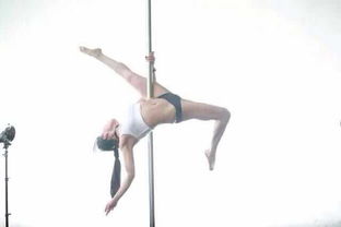 图 成都钢管舞培训 包学会钢管舞 成都文体培训