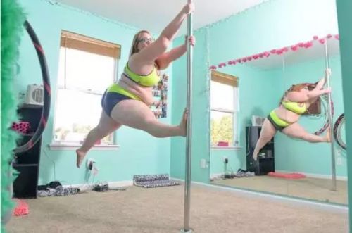艾爽国际艺术培训 健身减肥的钢管舞还有两大好处