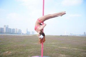 南昌钢管舞培训 健身减肥的新选择