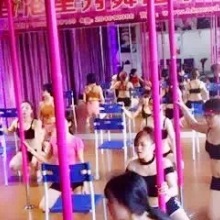 东莞钢管舞培训班 舞动健康与自信的现代艺术